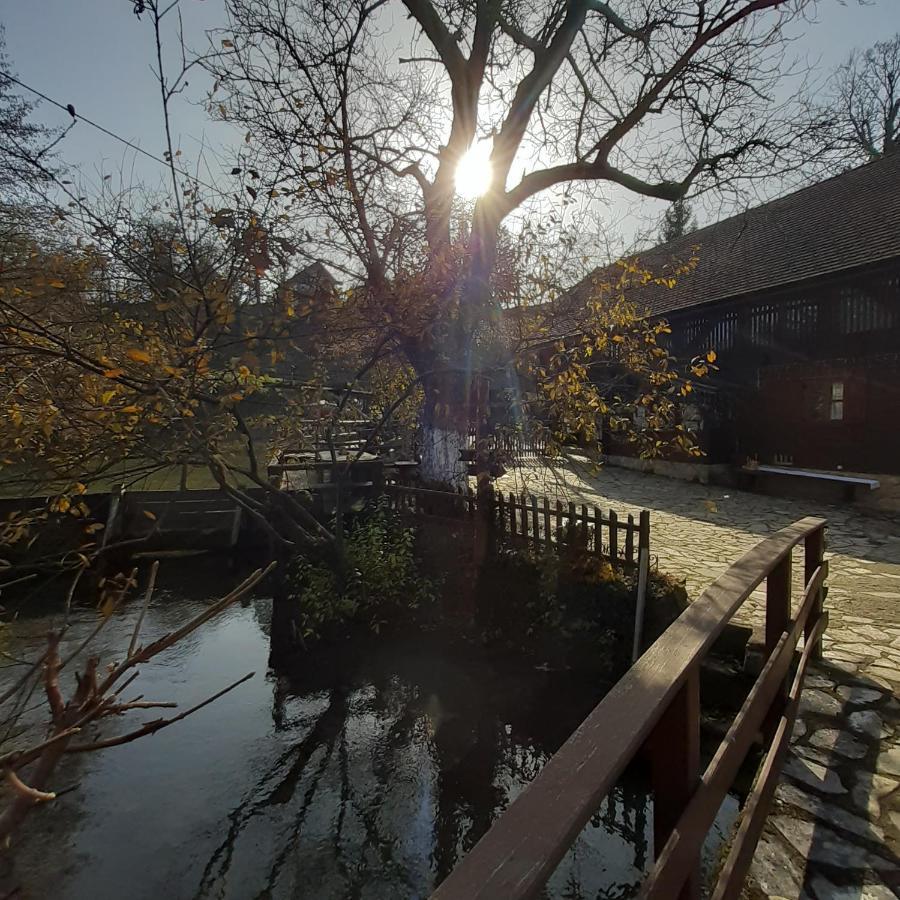 Guesthouse Pod Rastockim Krovom Slunj Dış mekan fotoğraf