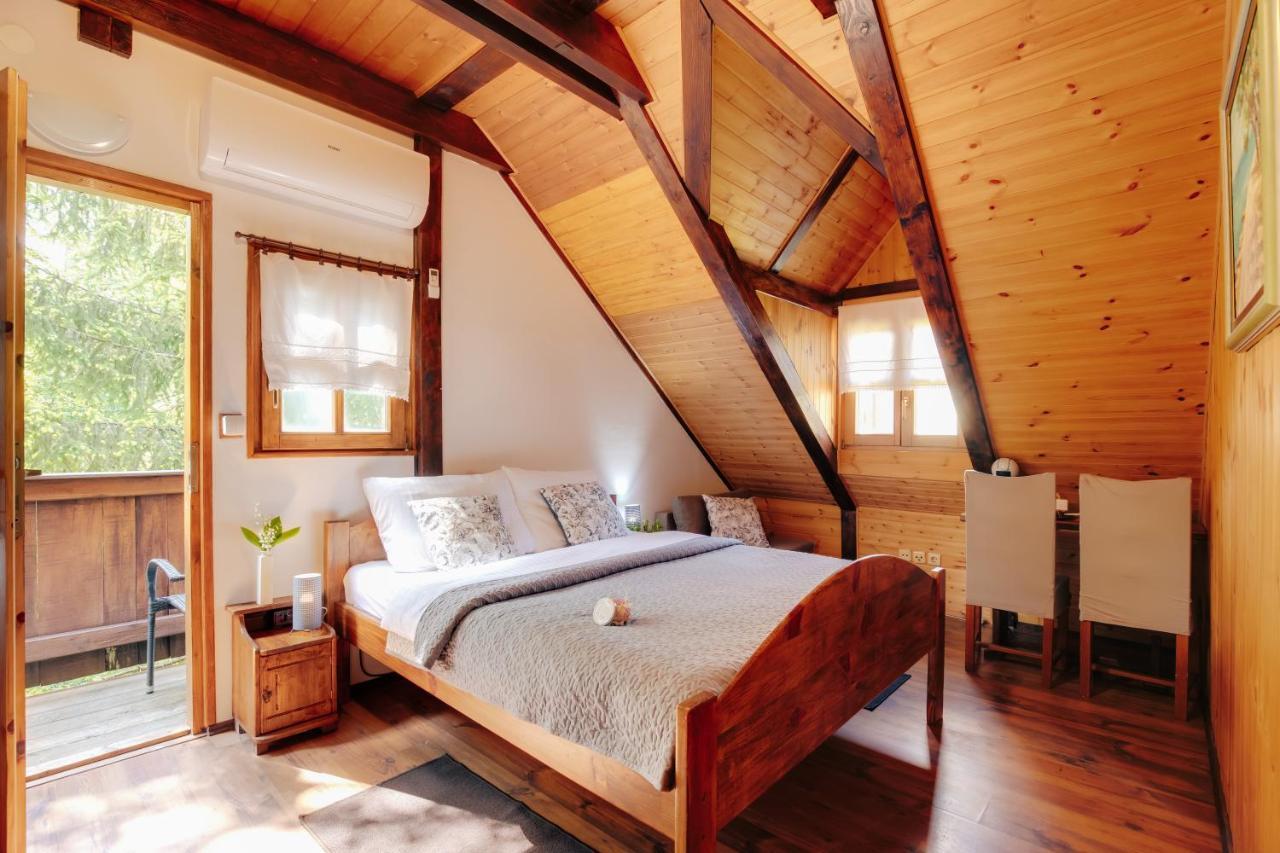 Guesthouse Pod Rastockim Krovom Slunj Dış mekan fotoğraf