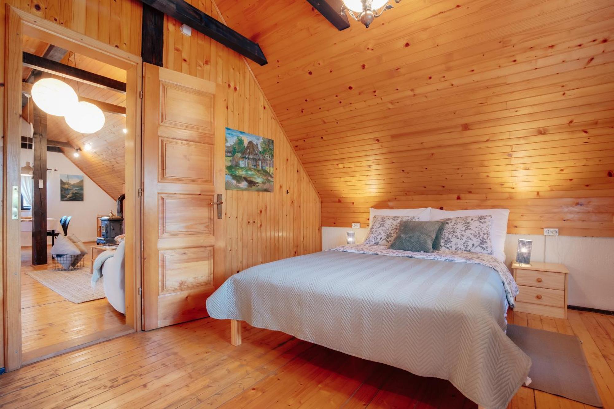 Guesthouse Pod Rastockim Krovom Slunj Dış mekan fotoğraf